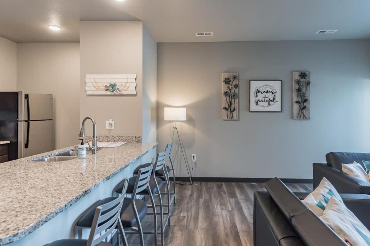 אמס Spacious 2Br Suite Plus Patio Near Iowa State מראה חיצוני תמונה