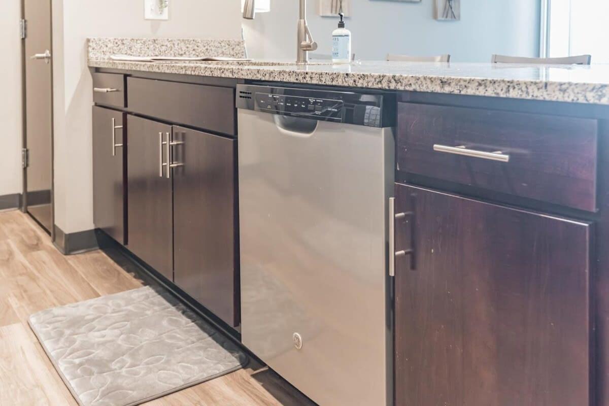 אמס Spacious 2Br Suite Plus Patio Near Iowa State מראה חיצוני תמונה