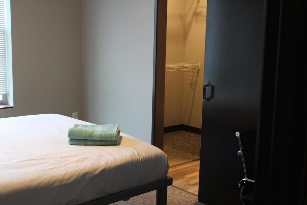 אמס Spacious 2Br Suite Plus Patio Near Iowa State מראה חיצוני תמונה