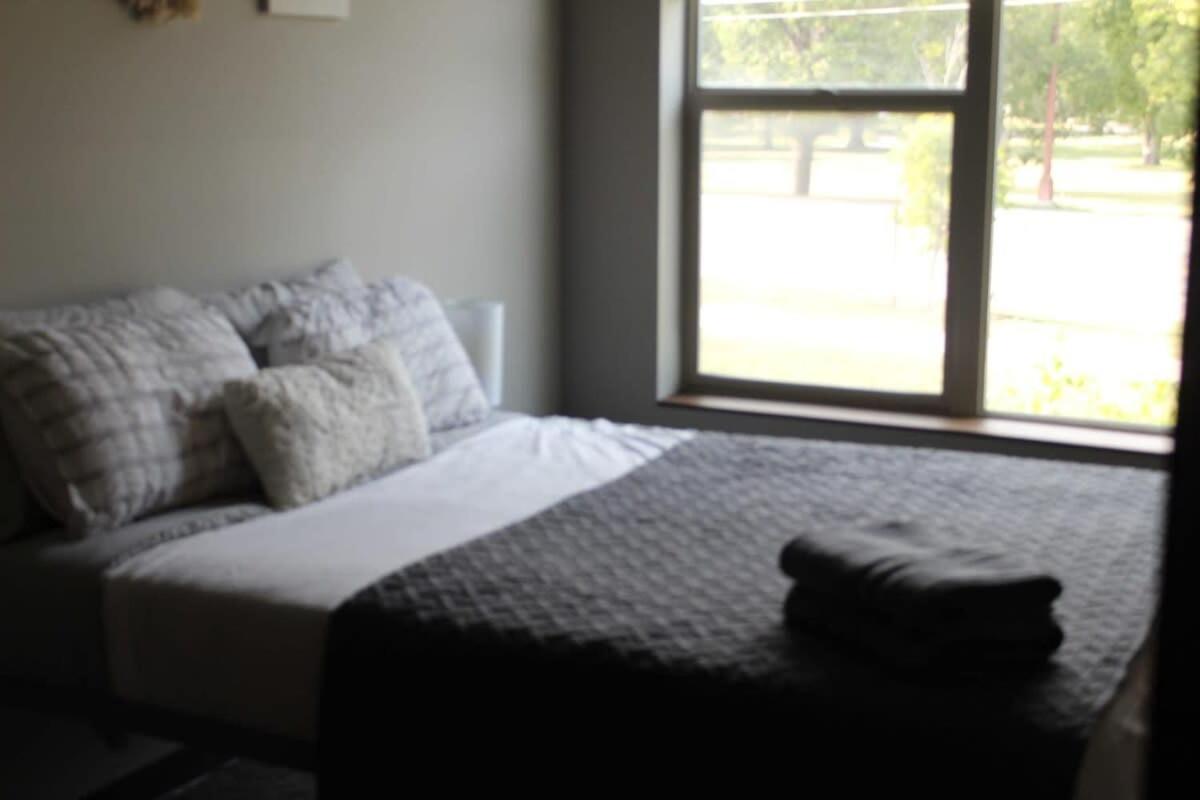 אמס Spacious 2Br Suite Plus Patio Near Iowa State מראה חיצוני תמונה