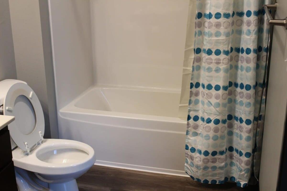 אמס Spacious 2Br Suite Plus Patio Near Iowa State מראה חיצוני תמונה