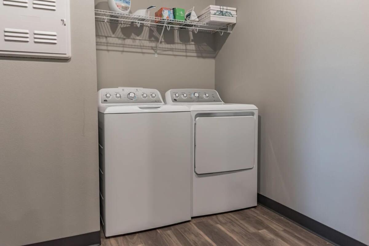 אמס Spacious 2Br Suite Plus Patio Near Iowa State מראה חיצוני תמונה